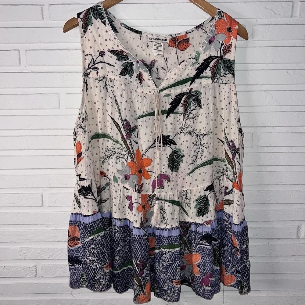 Sky and Sand Cream and Floral Tiered Flowy Bohemian Top, Women’s Size Medium